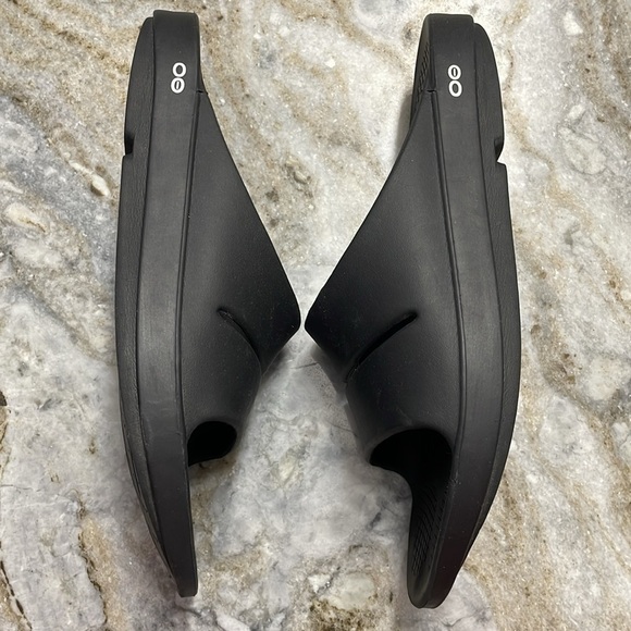 OOFOS OOahh Open Toe Slide Lightweight Recovery Footwear Sandal Black M13  W15 main image 10